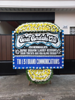 Papan Bunga Duka di Galang